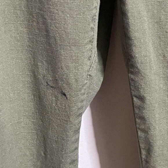 LL Bean Green Pants - Picture 4 of 10